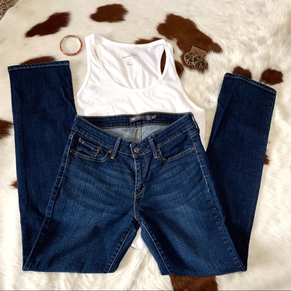 LEVIS 👖Dark Wash Denim! - Picture 3 of 7